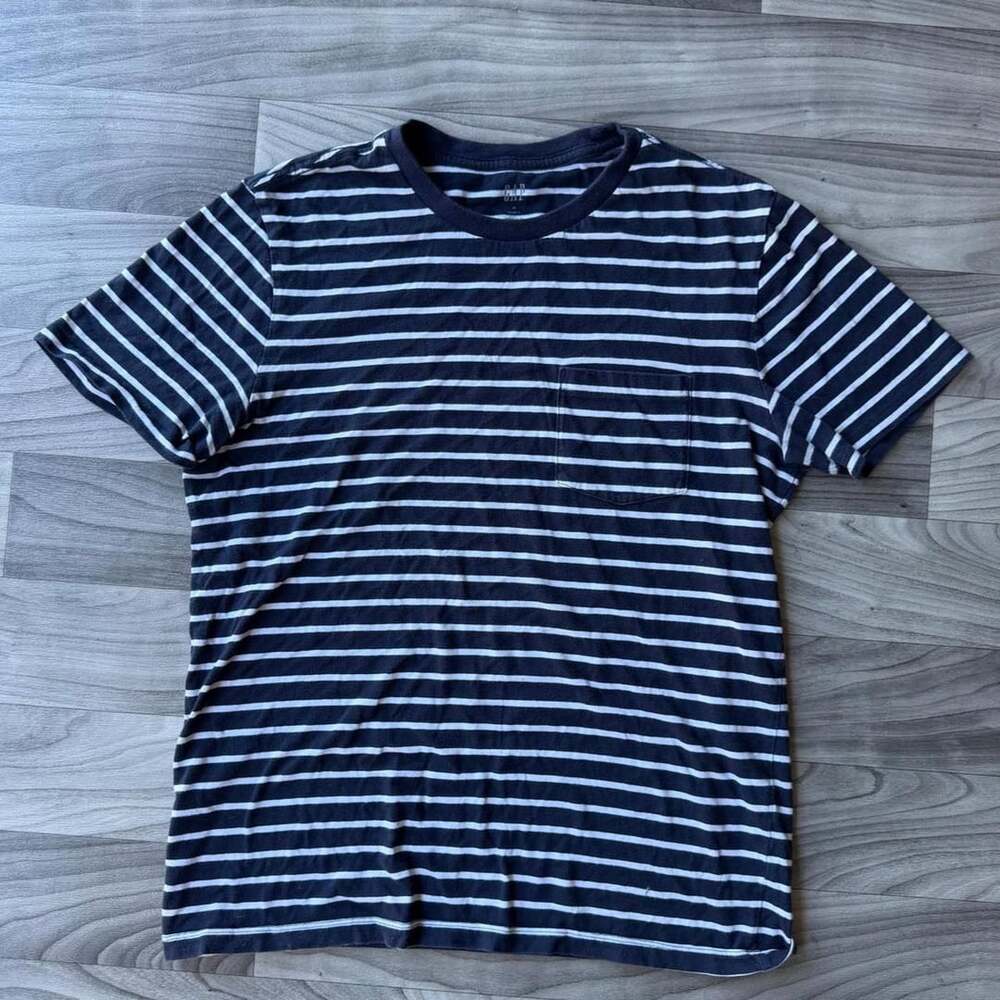 GAP Pocket T-Shirt Size M Navy White Striped Crewneck